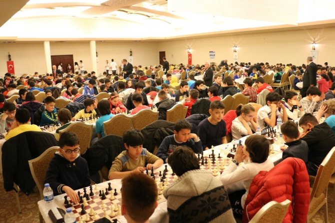 Satranç'ın gençleri Ordu'da büyük ustalarla yarışacak