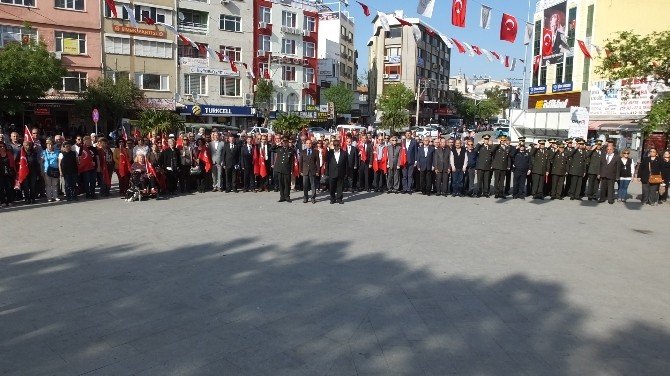 Burhaniye’de Atatürk’ün Gelişi Kutlandı
