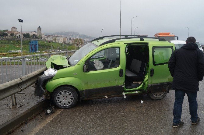 Trabzon’da Yağışlı Hava Zincirleme Trafik Kazalarına Neden Oldu