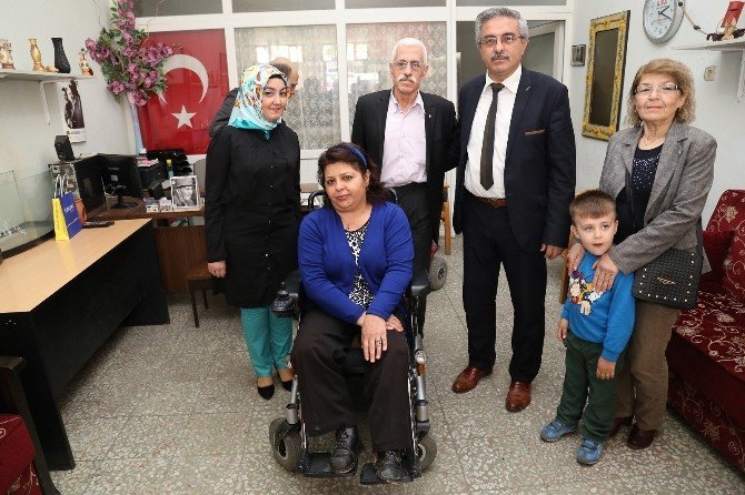 Turgutlu’da Engeller Bir Bir Kalkıyor
