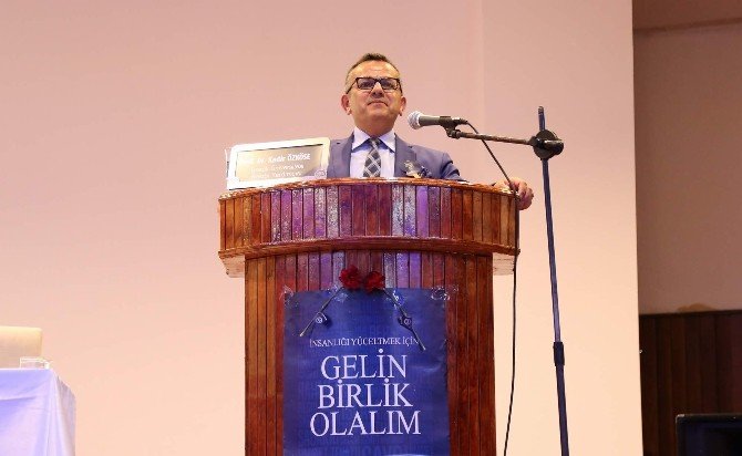 Bozok Üniversitesi Rektör Yardımcısı Prof. Dr. Özköse, “Hz Peygamber Tevhit Ve Vahdet” Konulu Konferans Verdi