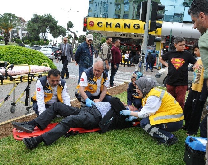 Antalya’da Motosiklet Kazası: 2 Yaralı