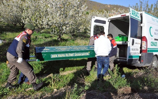 Konya’da Otomobil Şarampole Uçtu: 2 Ölü, 1 Yaralı
