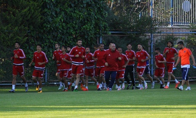 Mersin İdmanyurdu, Fenerbahçe Maçı Hazırlıklarını Sürdürdü
