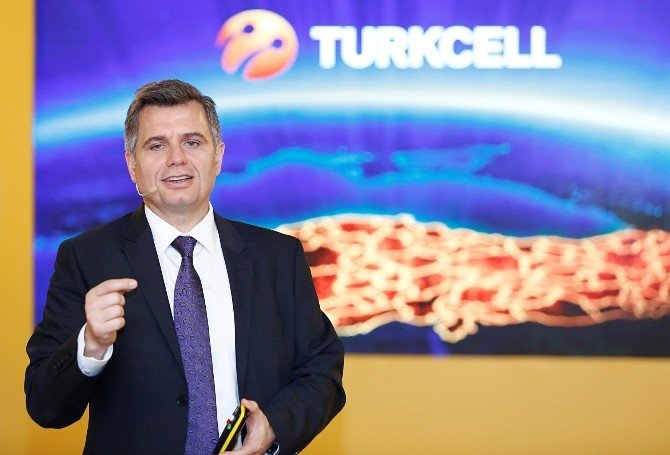 Turkcell, Fiberde 899 Bin Müşteriye Ulaştı