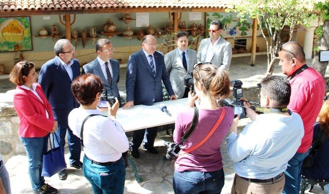 Vali Amir Çiçek: "Muğla’ya Mülteci Kampı Yapılmayacak"