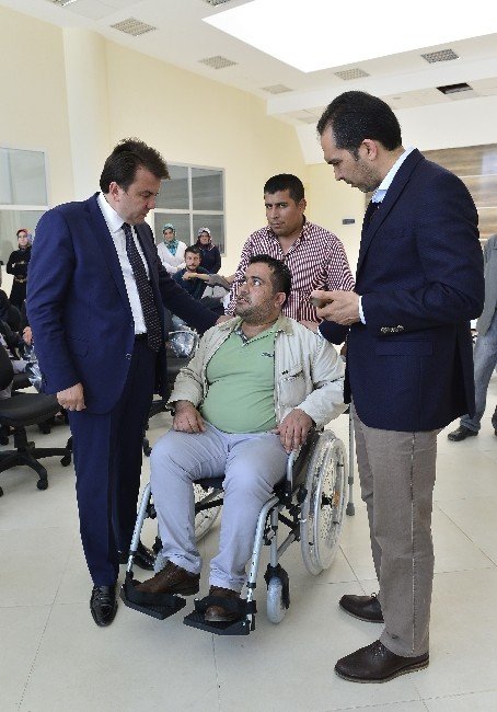 Kahramanmaraş Engelli Vatandaşlara Akülü Ve Tekerlekli Sandalye Dağıtım Töreni