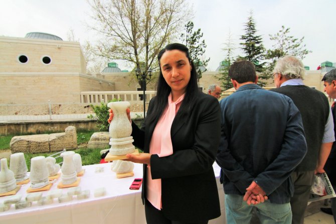 Kırşehir'de Turizm Haftası kutlamaları, sektörün sorunları tartışılarak başladı
