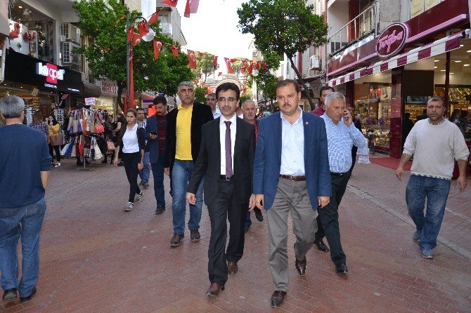 AK Parti’li Öz Nazilli’de Vatandaşlarla Bir Araya Geldi