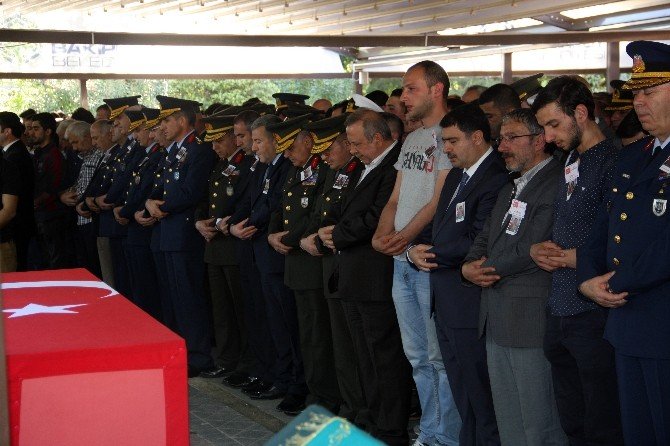 Şehit Er Mustafa Özel, Son Yolculuğuna Uğurlandı