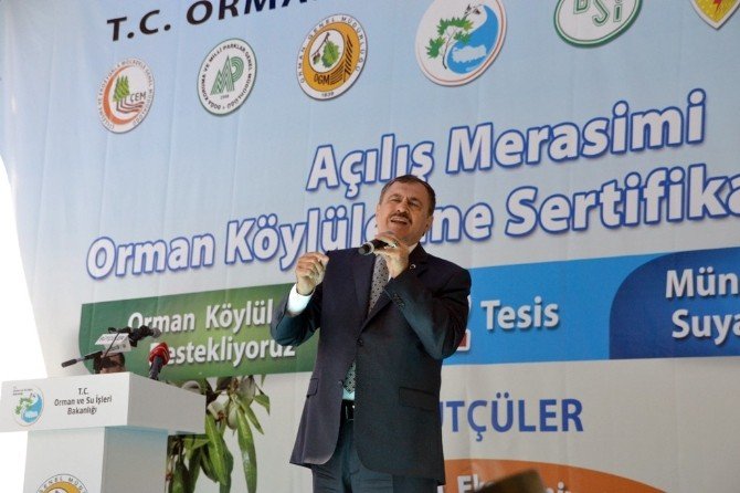 Bakan Eroğlu: "Su Akıyor Biz Yapıyoruz"