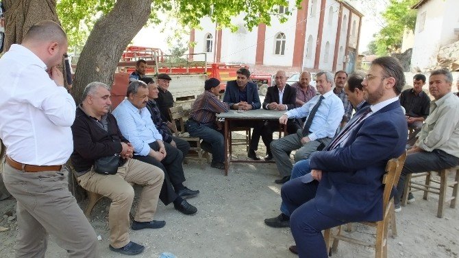 Burhaniye’de Sokağa Kavuşan Yaylacıklılar Bayram Yaptı