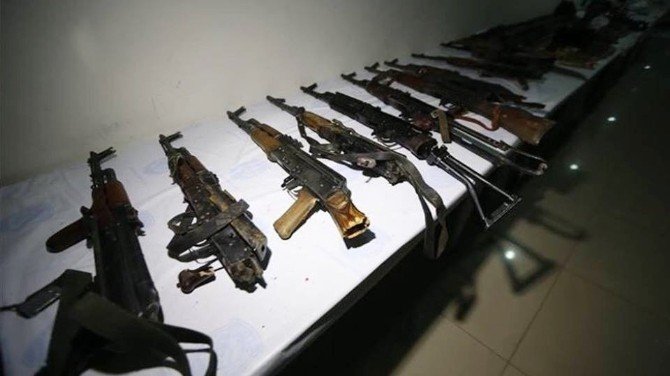 Yüksekova’da Çok Sayıda Silah Ve Mühimmat Ele Geçirildi