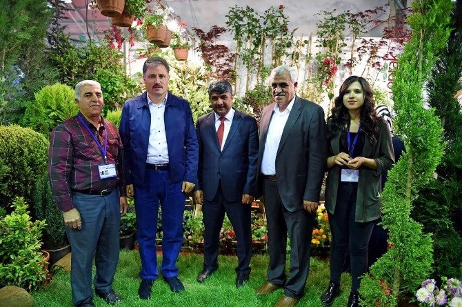 Malatya Büyükşehir Belediye Başkanı Ahmet Çakır, Tarım Fuarı’nı Gezdi