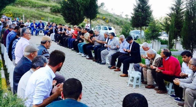Osmaneli Eski Belediye Başkanı Çetintaş Mezarı Başında Anıldı