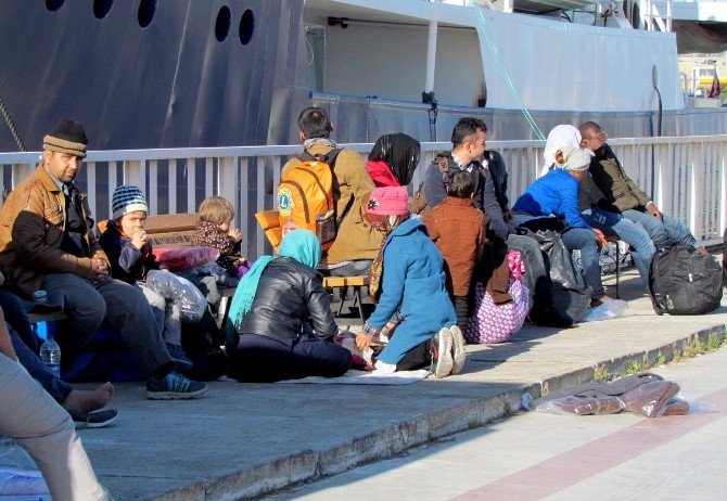 Çeşme’de 45 Sığınmacı Yakalandı