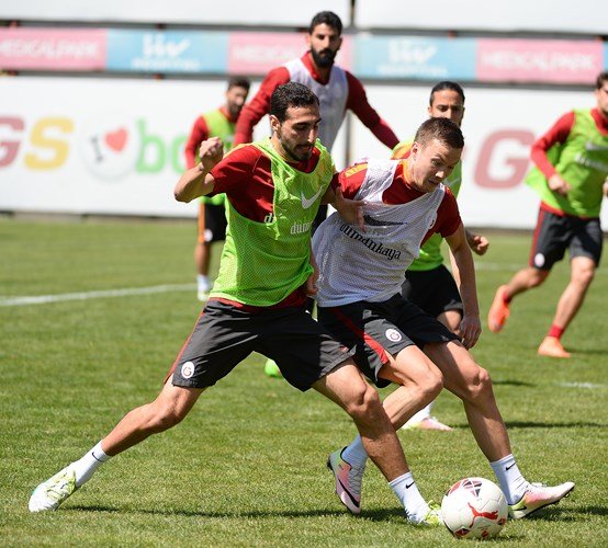 Moralsiz Galatasaray'da gözler kupa maçına çevrildi
