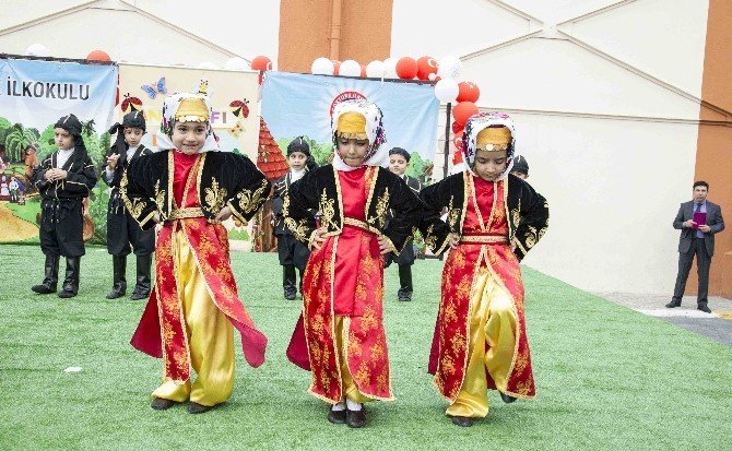 Minikler Bahar Şenliğinde Buluştu