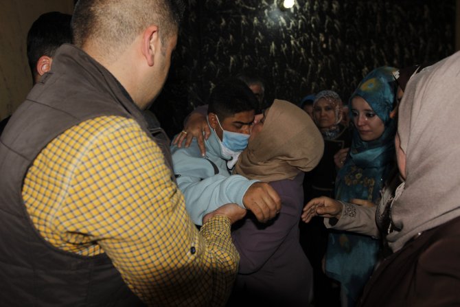 DAEŞ'in kimyasal gazından etkilenen 68 kişi tedavi için Türkiye'ye gönderildi
