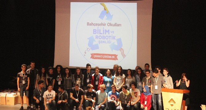 Bahçeşehir Okulları Öğrencilerinden Geri Dönüştürülebilir Projeler