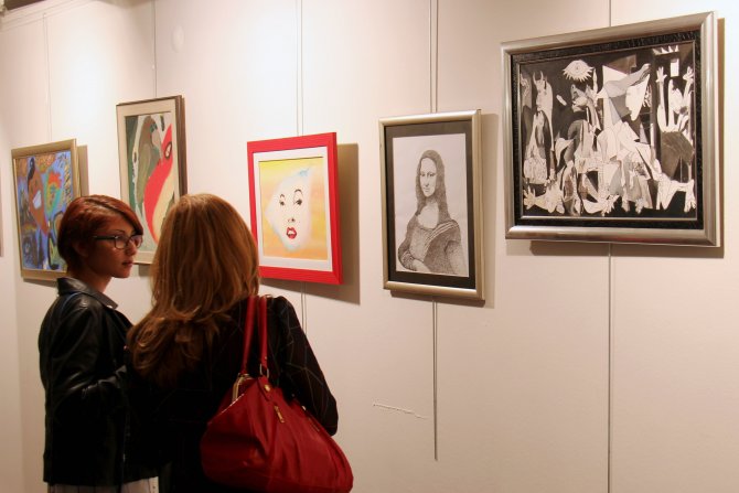 Çağdaş Sanatlar Merkezi, sanatseverleri iki yeni sergiyle buluşturuyor