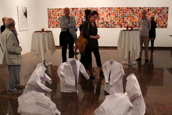 Çağdaş Sanatlar Merkezi, sanatseverleri iki yeni sergiyle buluşturuyor