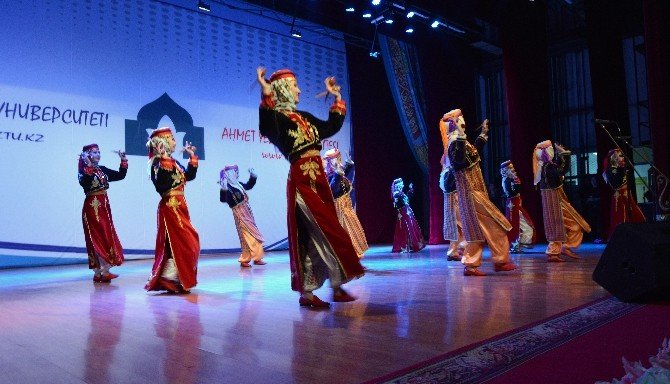 Ahmet Yesevi Üniversitesi’nde Bahar Şenlikleri Ve Türk Dünyası Gençlik Festivali