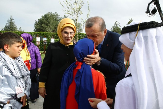 Cumhurbaşkanı Erdoğan dünya çocukları ile buluştu