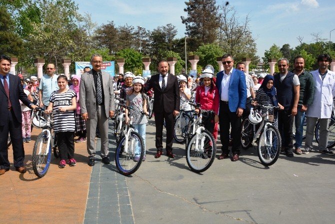 Başkan Doğan: "Bisiklette Avrupa’yı Geçeceğiz"