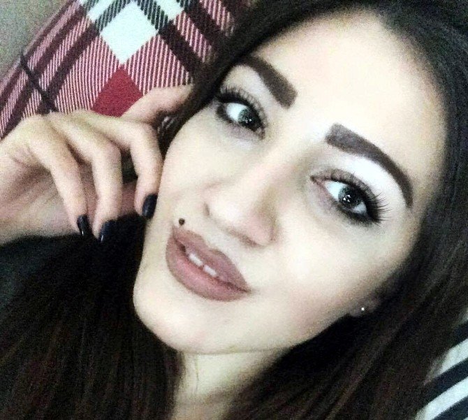 Üniversiteli Genç, Tüfekle Şaka Yaparken Kız Arkadaşını Öldürdü