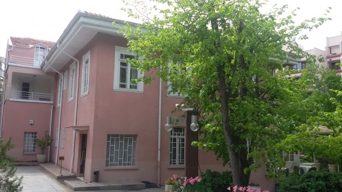 İnönü ailesinin 48 yıl yaşadığı Pembe Köşk, 23 Nisan için ziyarete açıldı