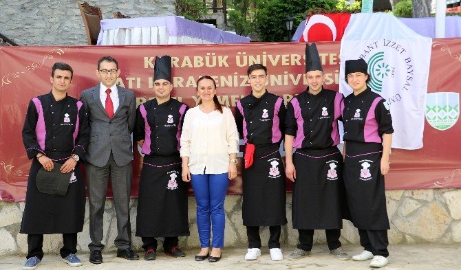 Batı Karadeniz Üniversiteleri Yöresel Yemekte Yarıştı