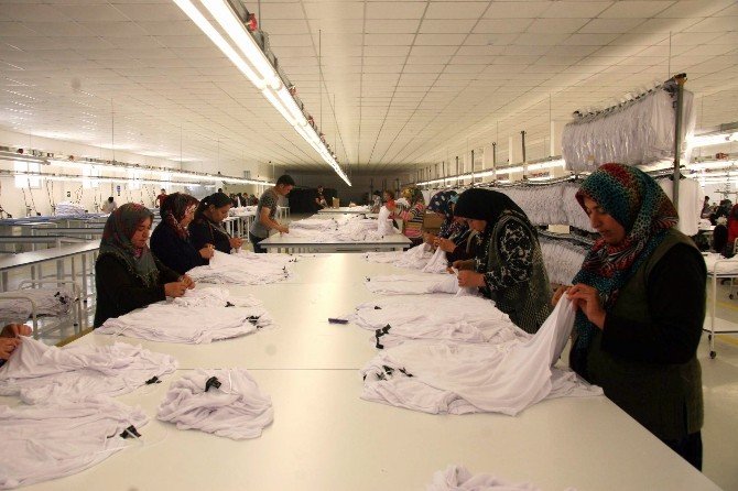 Tekstil Fabrikasına Çalışacak İşçi Bulamıyorlar