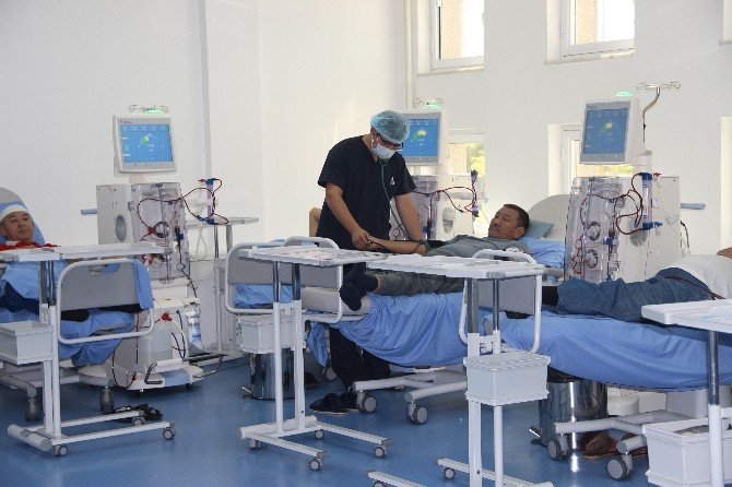 Ahmet Yesevi Üniversitesi Hastanesi Kazakistan’da Bölge Halkının Umudu Olmaya Devam Ediyor