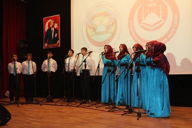 Akdağmadeni İmam Hatip Lisesinden Kutlu Doğum Programı