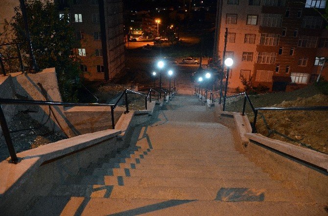 Alaplı’nın Cadde, Sokak Ve Merdivenler Aydınlanıyor