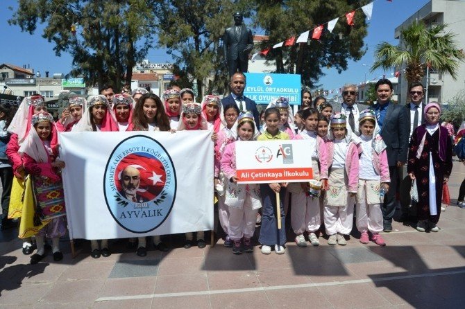 Ayvalık İlçe Milli Eğitim Müdürlüğü 3. Uluslararası Halk Oyunları Şenliği Başladı