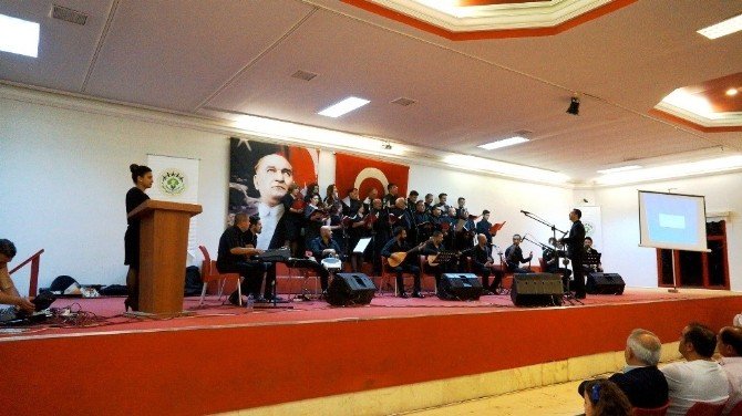 Sarıgöl Belediyesi THM Korosu 6. Konserini Verdi
