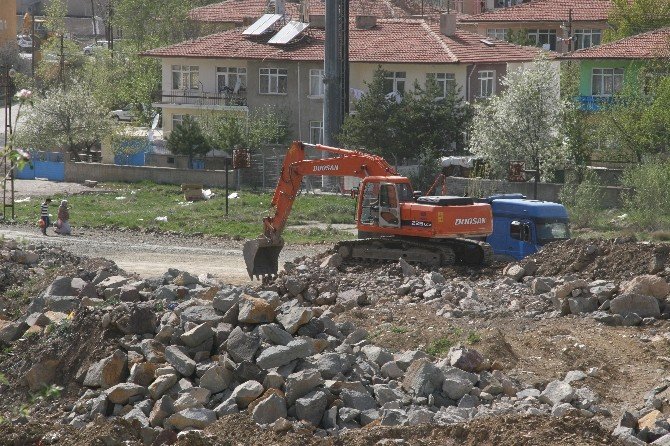 Yozgat Eski Sanayi Sitesinde Kentsel Dönüşüm İnşaatı Başladı