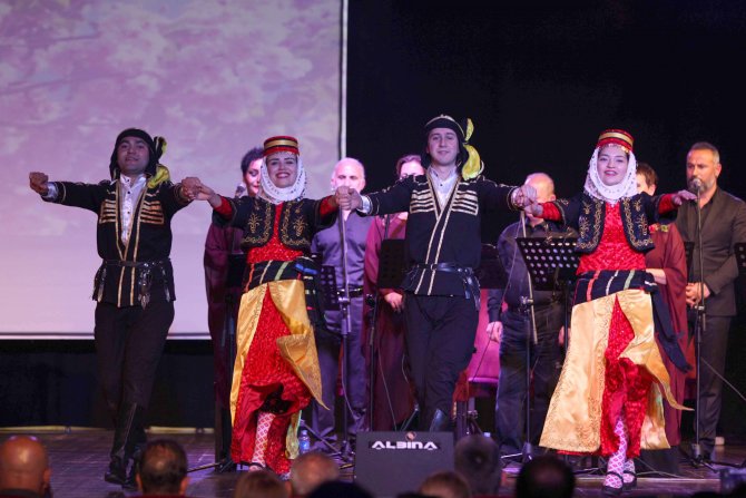 'Gelibolu Al Gelincik' Yenimahalle’de sahnelendi