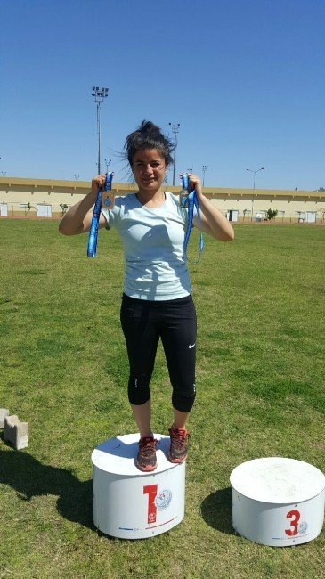 Aydınlı Aysun, İşitme Engelliler Türkiye Atletizm Şampiyonasına Damga Vurdu