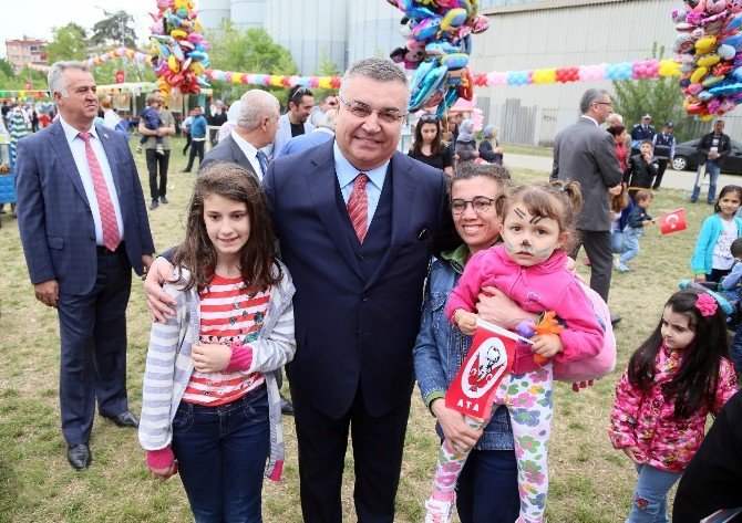 Kırklareli Belediye Başkanı Kesimoğlu’nun Çocuk Sevgisi