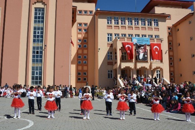 Pınarbaşı’da 23 Nisan Kutlaması Yapıldı