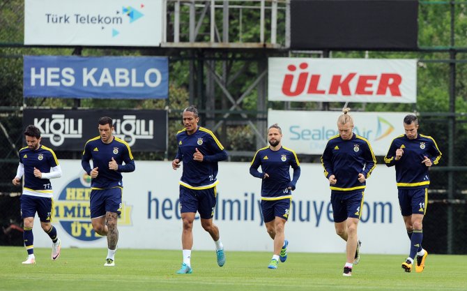 Fenerbahçe, Trabzonspor maçının hazırlıklarını tamamladı