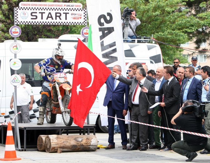 Türkiye Süper Enduro Şampiyonası Düzce’de başladı