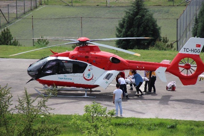 Beyin Kanaması Geçirdi, Hava Ambulansı İle Ankara’ya Sevk Edildi