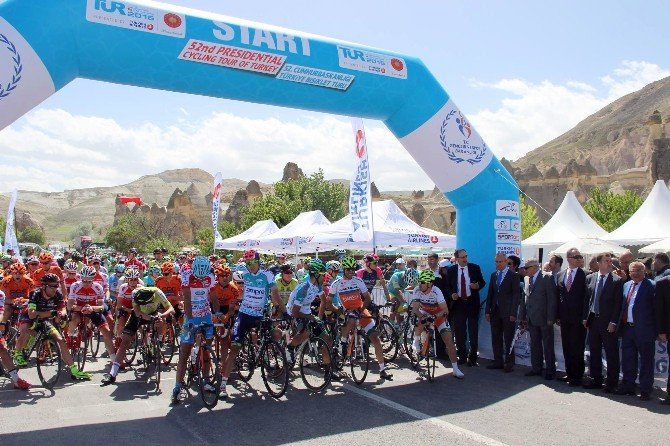 52. Cumhurbaşkanlığı Bisiklet Turu 2. Etabı Kapadokya’da Başladı