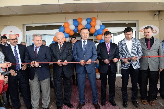 Erzurum’da Yüksek İrtifa Sporcu Kondisyon Ve Mukavemet Salonu Açıldı