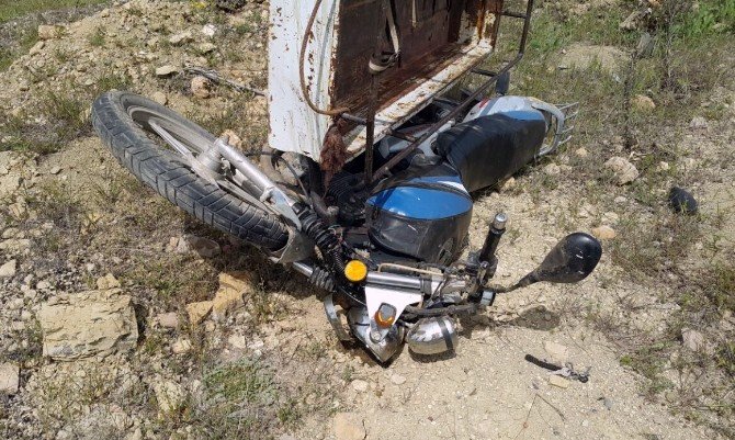 Diyarbakır’da Sepetli Motosiklet Kaza Yaptı: 1 Ölü