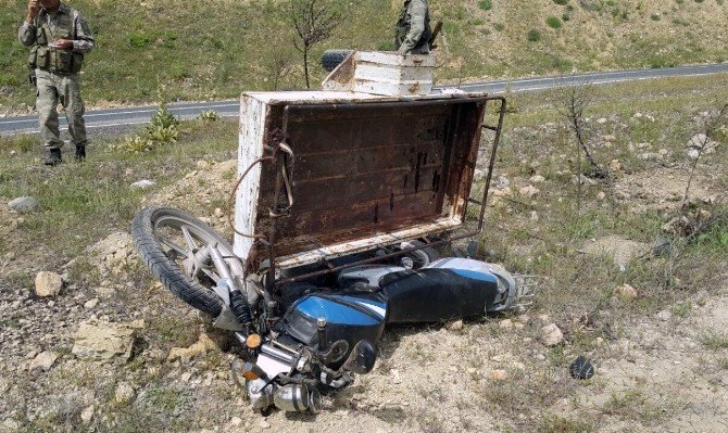 Diyarbakır’da Sepetli Motosiklet Kaza Yaptı: 1 Ölü